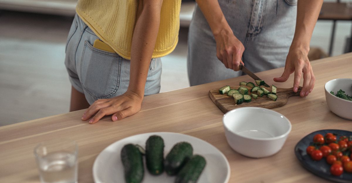 Cucumber for dogs: benefits and serving size
